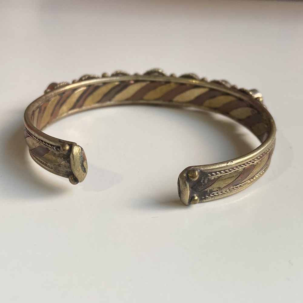 Copper brass steel mix metal natural stone cuff bracelet - Picture 4 of 6